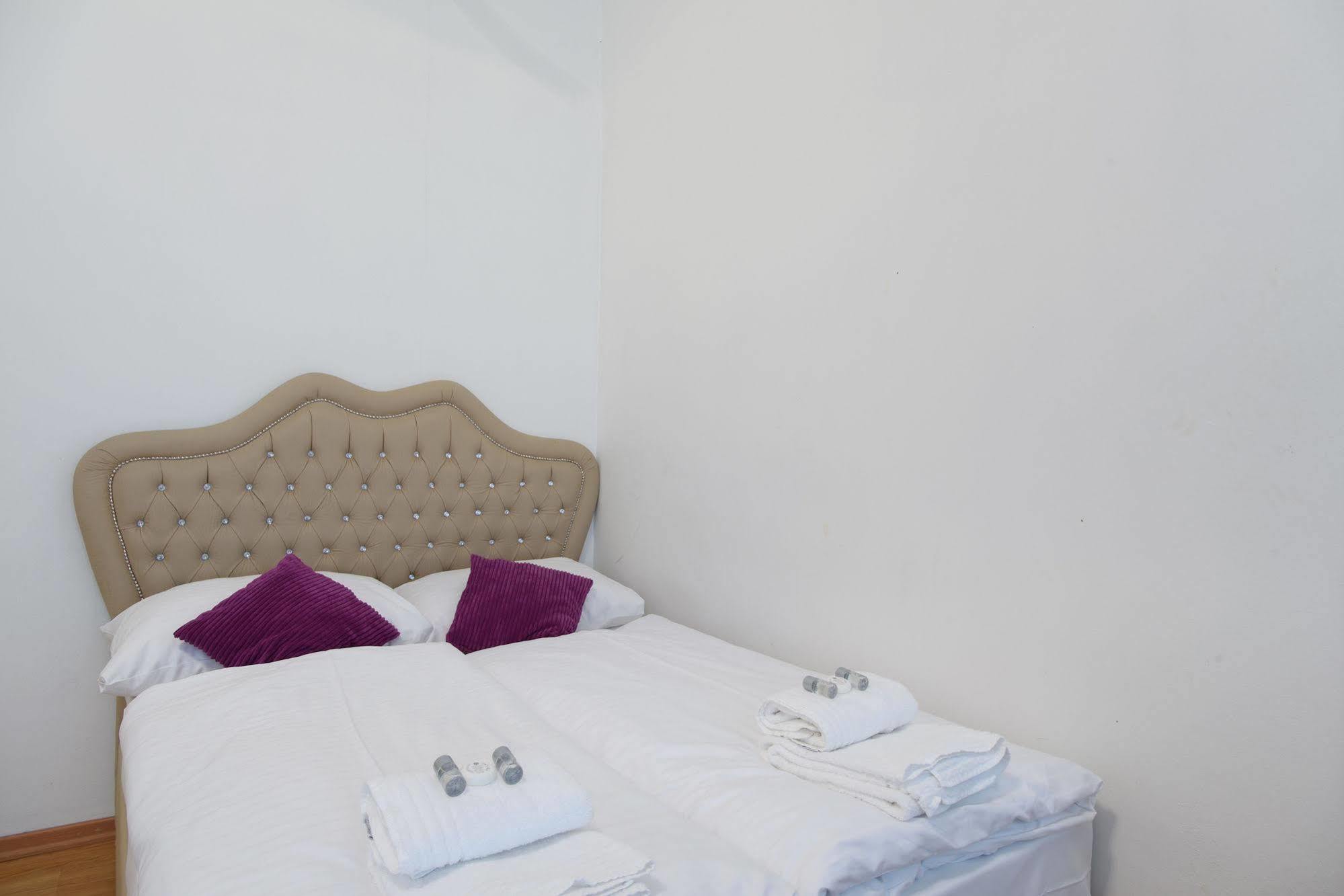 Royal Resort Apartments Belvedere Вена Экстерьер фото